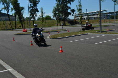  Zoom Autósiskola Győr